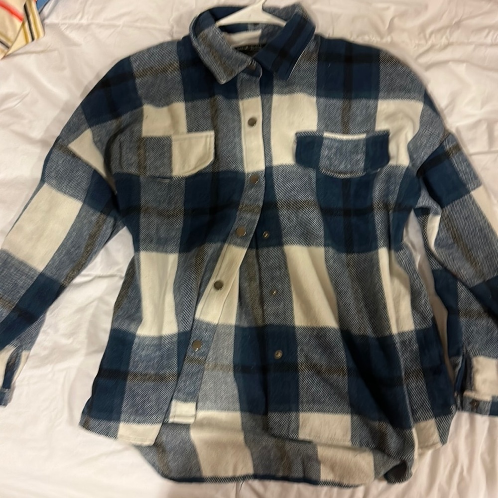 Super cute blue flannel